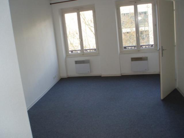 STRASBG KRUTENAU GRD 1 PIECE PROCHE FACS