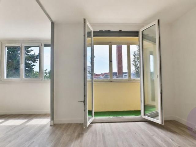 Strasbourg Meinau, 4 pièces 82,57 m² avec cave et loggias