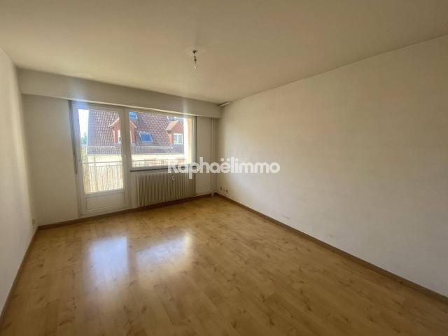 Strasbourg Neudorf, 2P avec balcon et parking