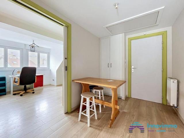 Strasbourg Neudorf Appartement 2 pièces au dernier étage a