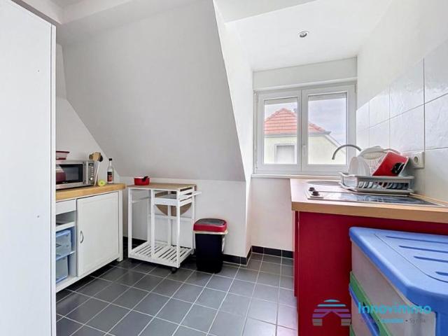Strasbourg Neudorf Appartement 2 pièces au dernier étage a