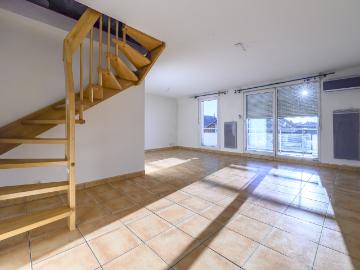STRASBOURG NEUHOF VILLAGE SOUS COMPROMIS Duplex 4/5p de 98m2 habitables avec terrasse, garage, cave et par