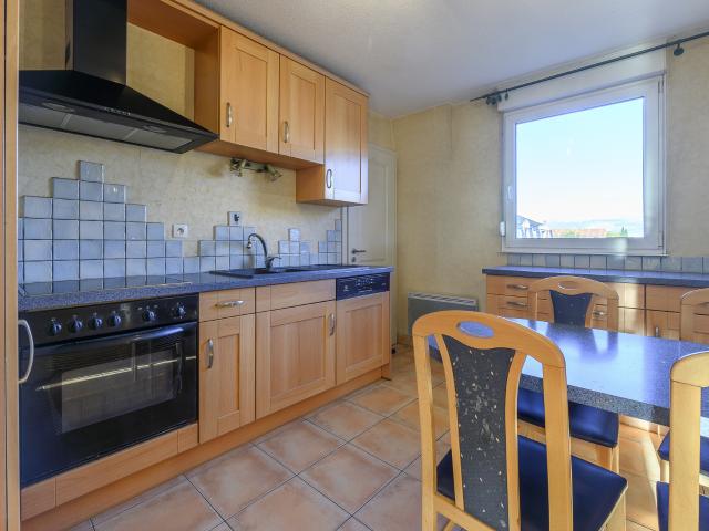 STRASBOURG NEUHOF VILLAGE SOUS COMPROMIS Duplex 4/5p de 98m2 habitables avec terrasse, garage, cave et par