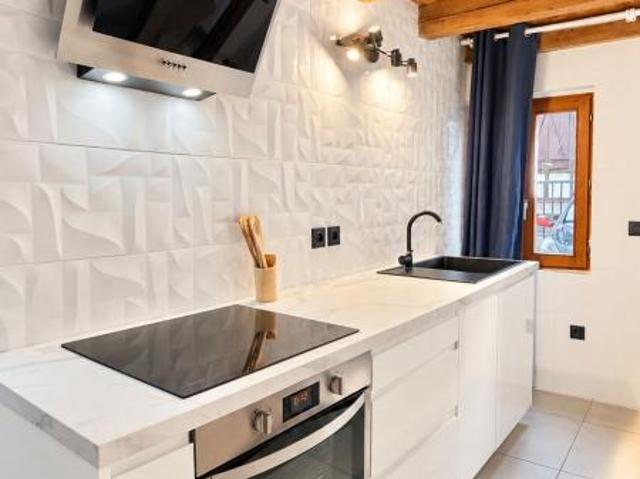STRASBOURG, Cronenbourg Est – Duplex meublé 25 m2 avec cour privative & clim réversible
