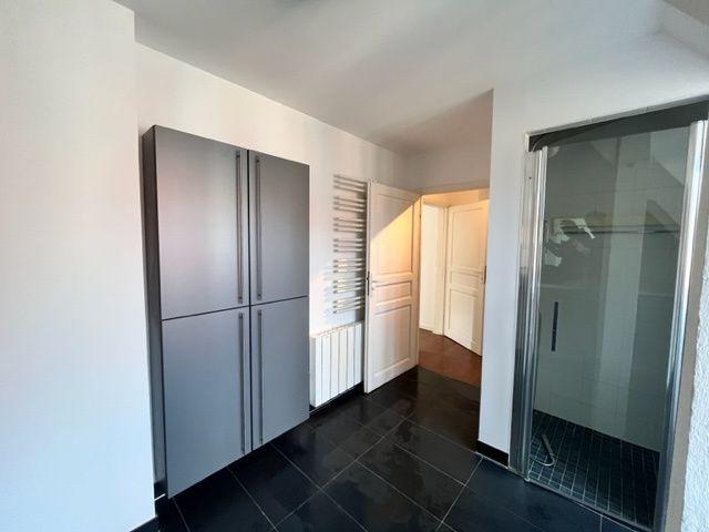 STRASBOURG KRUTENAU Duplex 156 m² 1800 €