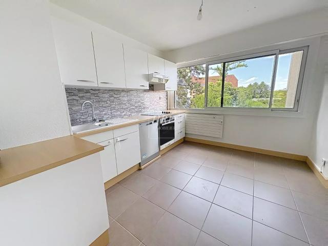 STRASBOURG Robertsau 2 pièces de 60m2