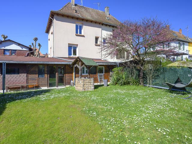 STRASBOURG STOCKFELD Maison 4p de 74m2 habitables / 82m2 au sol sur un terrain de 369m2