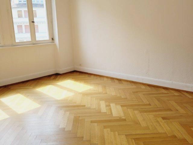 STRASBOURG – SPACIEUX 5 PIÈCES DE 128,85 M² AVEC BALCON