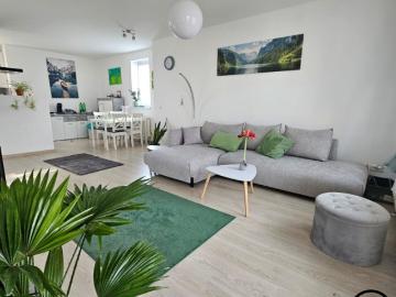 Ruhige 3 Zimmer Wohnung in Straßgang – großer Sonnenbalkon & Garage | Ideal für Paare/Familien
