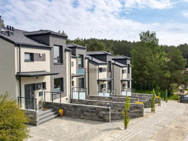 Straszyn, Zwrotnikowa, 198 m2