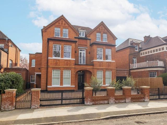 Strawberry Hill Road, Twickenham TW1, 2 bed flat to rent, £6,500 pcm | PrimeLocation