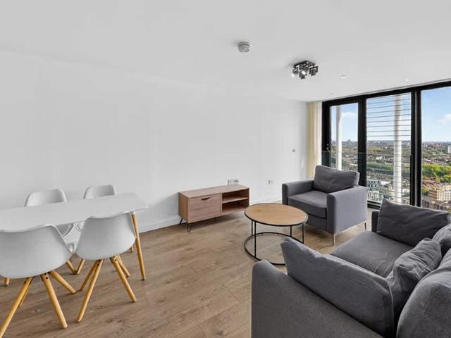 Stratosphere Tower, London E15