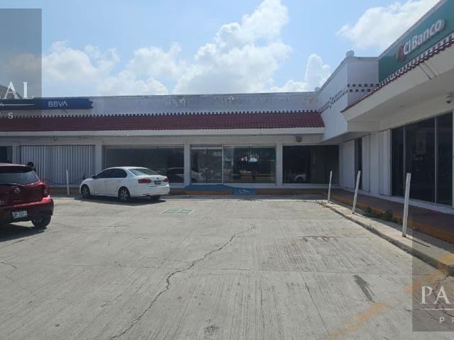 Strategic Ground Floor Retail Space ? 194 m? on Av. Tulum