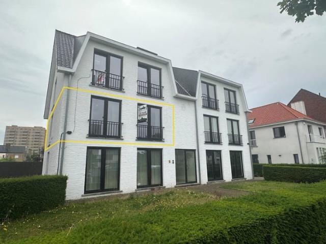 Strategisch gelegen en gerenoveerd tweeslaapkamerappartement