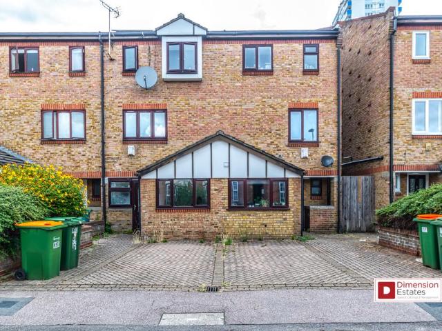 Stratford Central, Olympic Village. 5 bed semi detached house to rent £4,200 pcm £969 pw