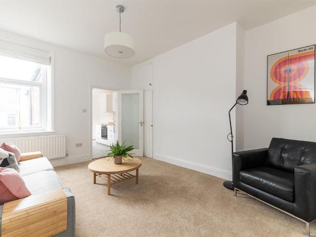 Stratford Grove West, Heaton, Newcastle Upon Tyne NE6, 2 bed flat to rent, £1,200 pcm | PrimeLocation