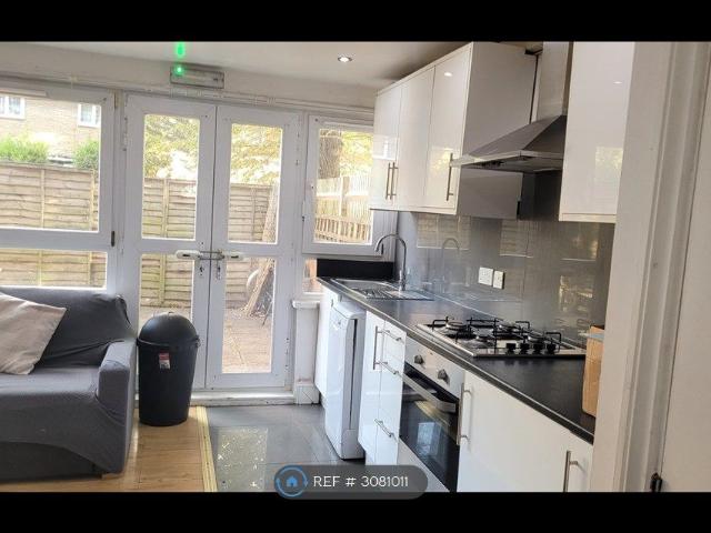 Stratford, London E15, 4 bed terraced house to rent, £3,000 pcm | PrimeLocation
