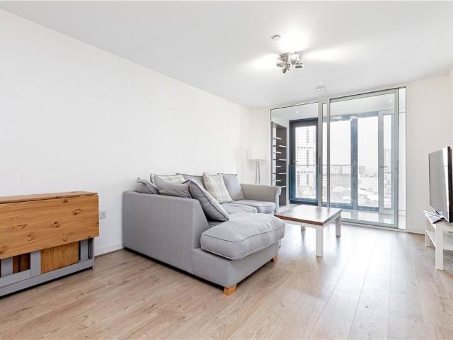 Stratford Plaza, London E15, 1 bed flat to rent, £2,300 pcm | PrimeLocation