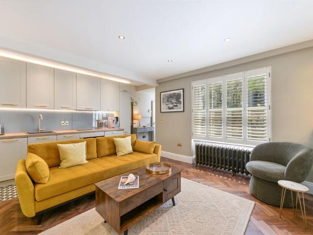 Stratford Road W8, Studio to rent, £2,750 pcm | PrimeLocation
