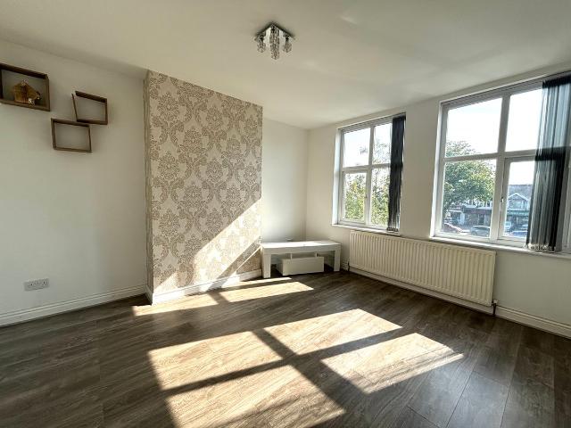 Stratford Road, Birmingham B28, 2 bed flat to rent, £1,075 pcm | PrimeLocation