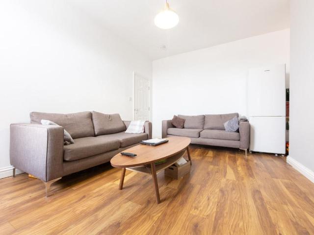Stratford Road, Heaton NE6, 6 bed shared accommodation to rent, £2,998 pcm | PrimeLocation