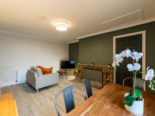 Stratford Road, Newcastle NE6, 2 bed terraced house to rent, £706 pppm | PrimeLocation