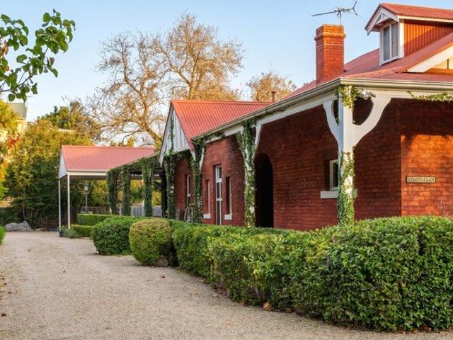 Strathallan  a Federation Landmark With Two Titles And Endless Possibility