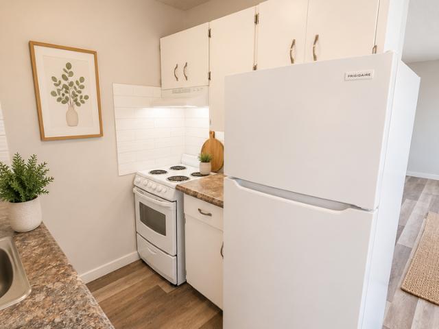 Strathcona Manor 1 Bedroom Apartment for Rent at 10045 83 Ave Nw, Edmonton, AB T6E 2C3 Strathcona