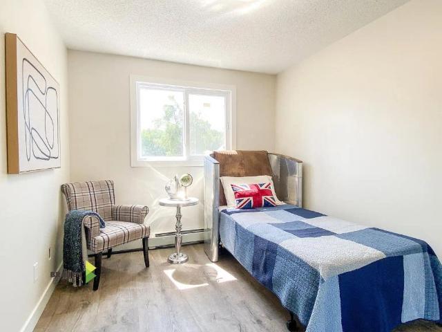 Strathcona Apartments — 1 Bedroom