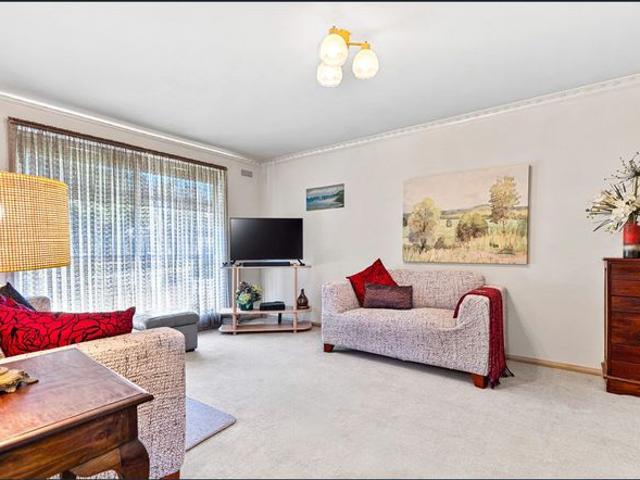 Strathdale Family Gem