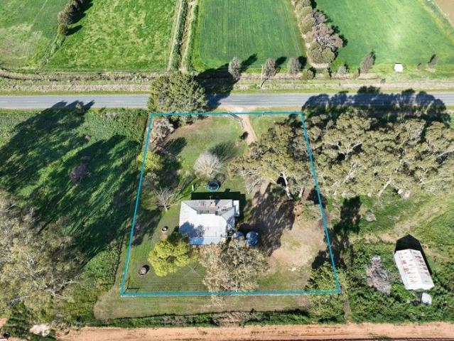 Strathmerton Lifestyle property on 1acre