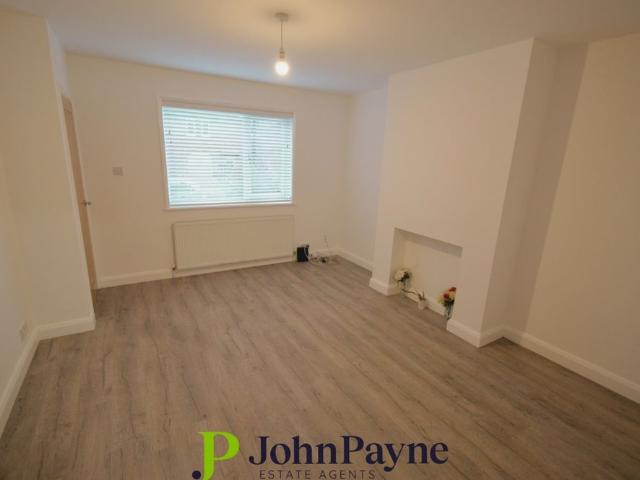Strathmore Avenue, Stoke, Coventry, CV1 2AH