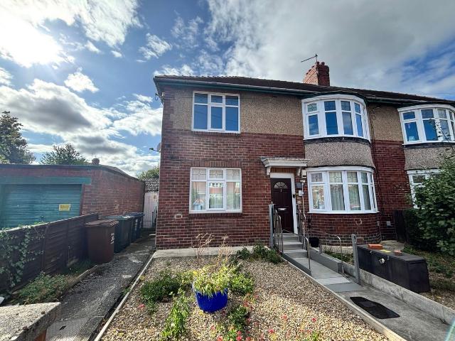 Strathmore Road, Gosforth, Newcastle Upon Tyne NE3, 2 bed flat to rent, £935 pcm | PrimeLocation