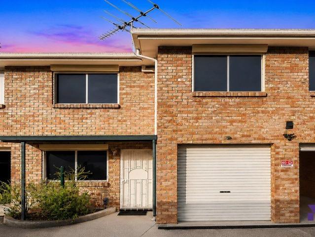 Streamlined three bedroom townhouse with private outdoor entertaining with low strata only $580/quarter