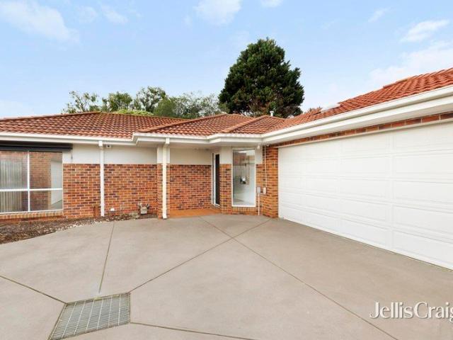 Streamlined Style in Lifestyle Location