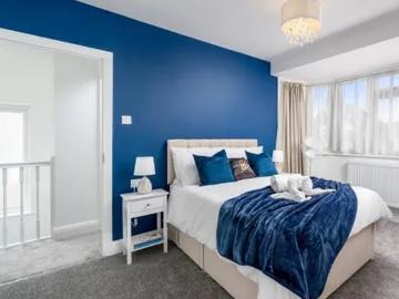 Streatfield Road, Queensbury, London, HA3 9BU, United Kingdom | 3 bed house for rent #115647478 | Rentberry