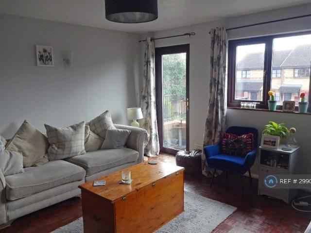 Streatham Common, London, SW16 2 bed flat to rent £1,850 pcm £427 pw
