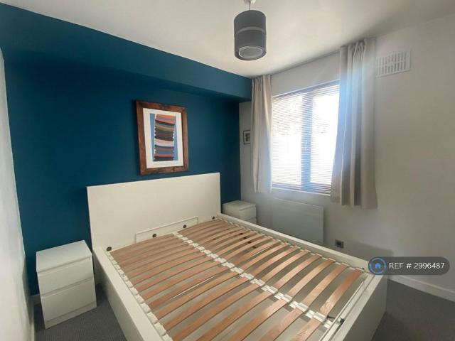 Streatham Vale, London, SW16 1 bed flat to rent £1,500 pcm £346 pw