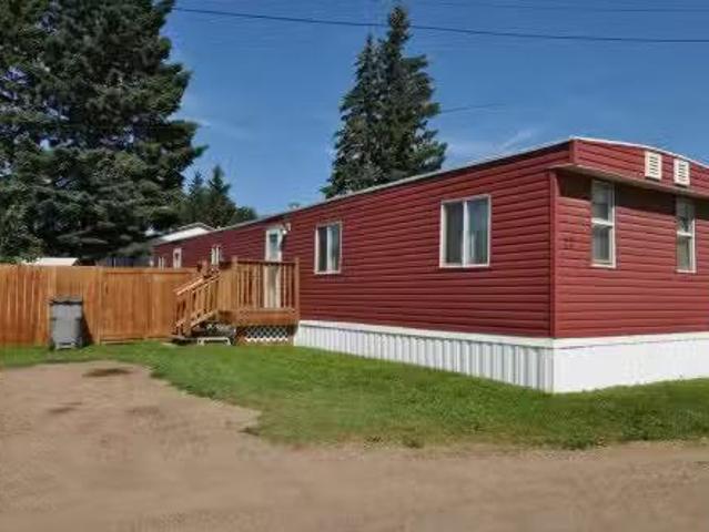 Street, Gibbons, AB, T0A 1N0 house for sale Listing ID E44.