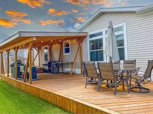 # Street, Grande Prairie, AB, T8X 1P5 house for sale Listin.