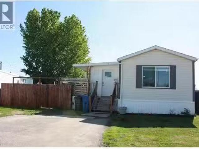 Street, Fort St. John, BC, V1J 5G5 house for sale Listing.