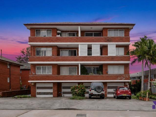 Street facing modern apartment set in a sought after location with low strata only $638/quarter