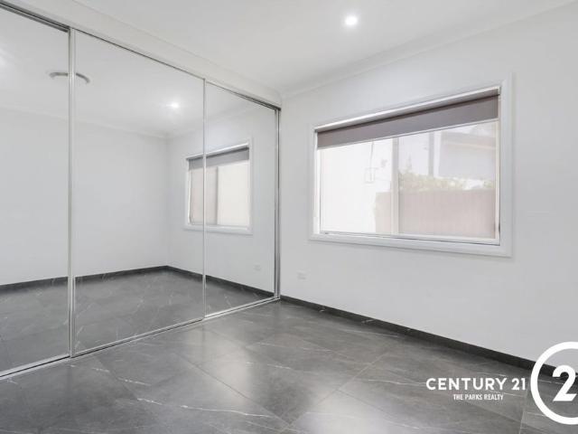 Street Facing Two Bedroom Granny Flat Includes Water