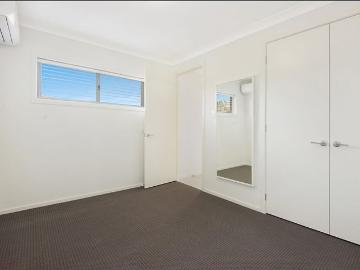 Street frontage granny flat with an enclosed yard