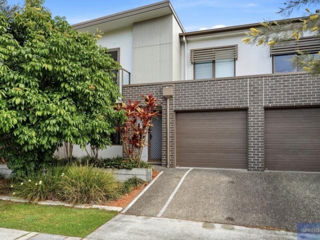 Street Frontage, Spacious Living & The Train Station Across the Road