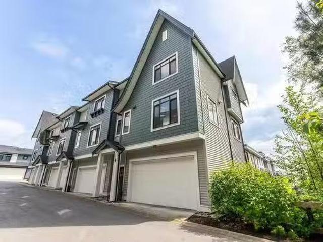 Street, Langley, BC, V2Y 0Z3 townhouse for sale Listing ID.
