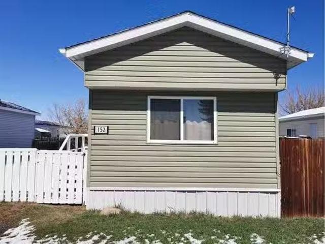 Street, Red Deer, AB, T4P 2A6 house for sale Listing ID A2.
