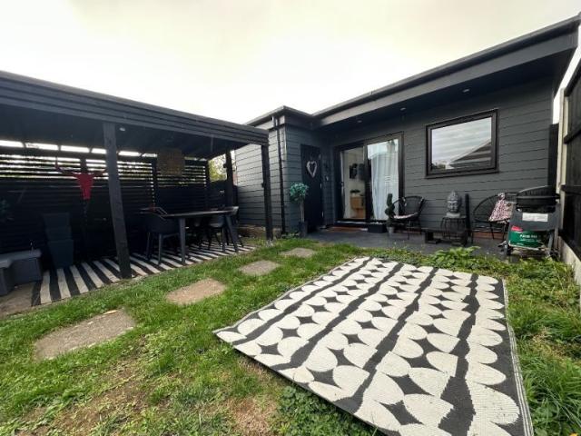 Stretten Avenue, Cambridge CB4, 2 bed detached house to rent, £2,000 pcm | PrimeLocation