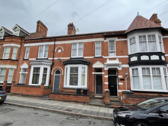 Stretton Road, Leicester LE3, 1 bed flat to rent, £867 pcm | PrimeLocation