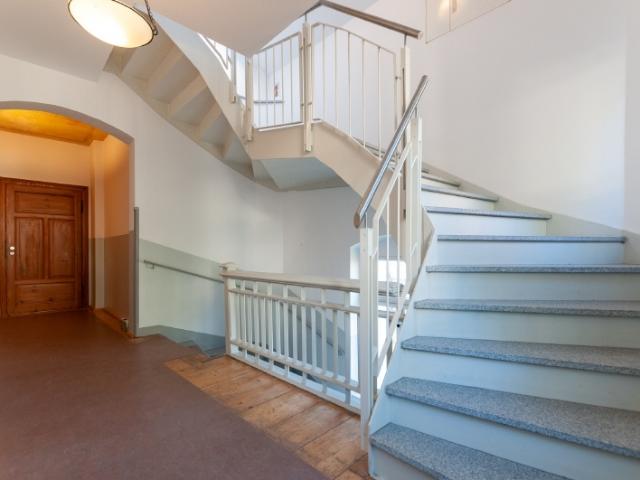 Striesen liebevoll sanierte Atelier Wohnung in ruhiger Lage mit Dachterrasse